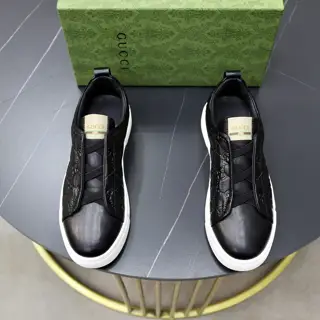 GUCCI men’s fashion casual shoes