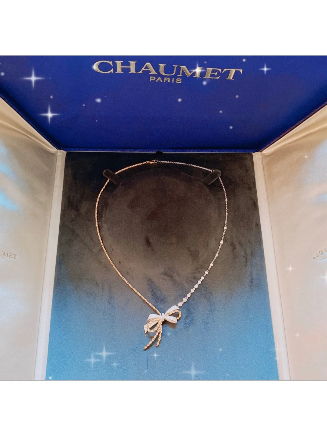 Chaumet bow necklace