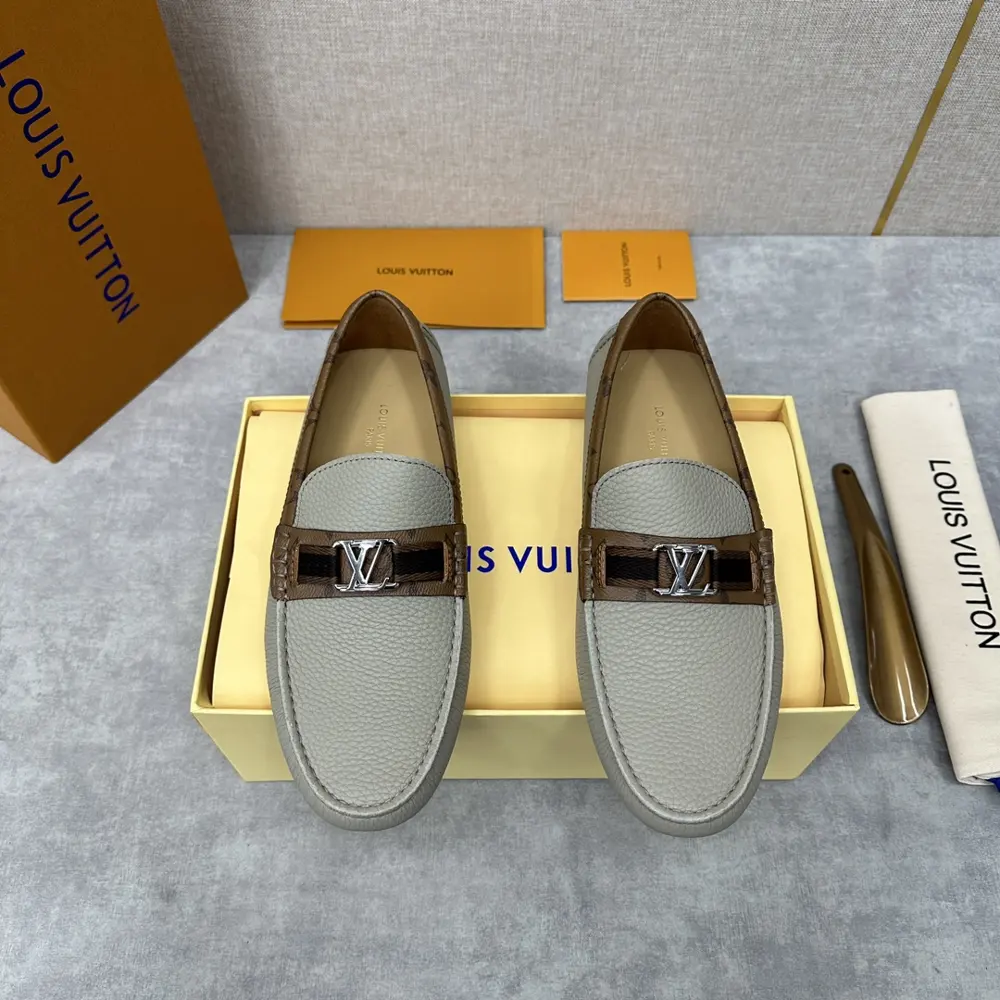 Louis Vuitton classic moccasins slip-on loafers