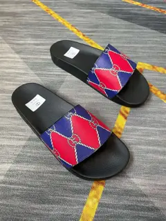 Gucci couple flip flops
