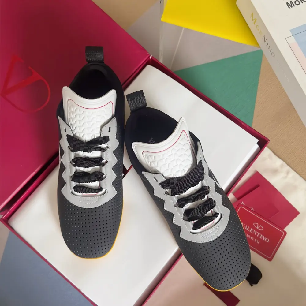 Valentino Chromathon series couples eyelet reflective ballet casual sports shoes Dexun shoes