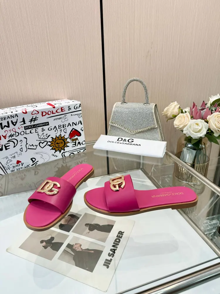 Dolce & Gabbana slippers