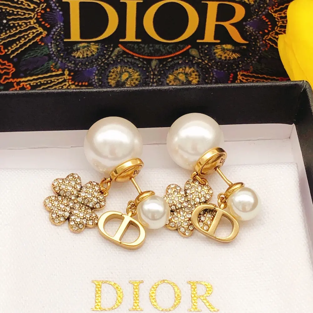 Dior large and small pearl earrings four-leaf clover with diamonds