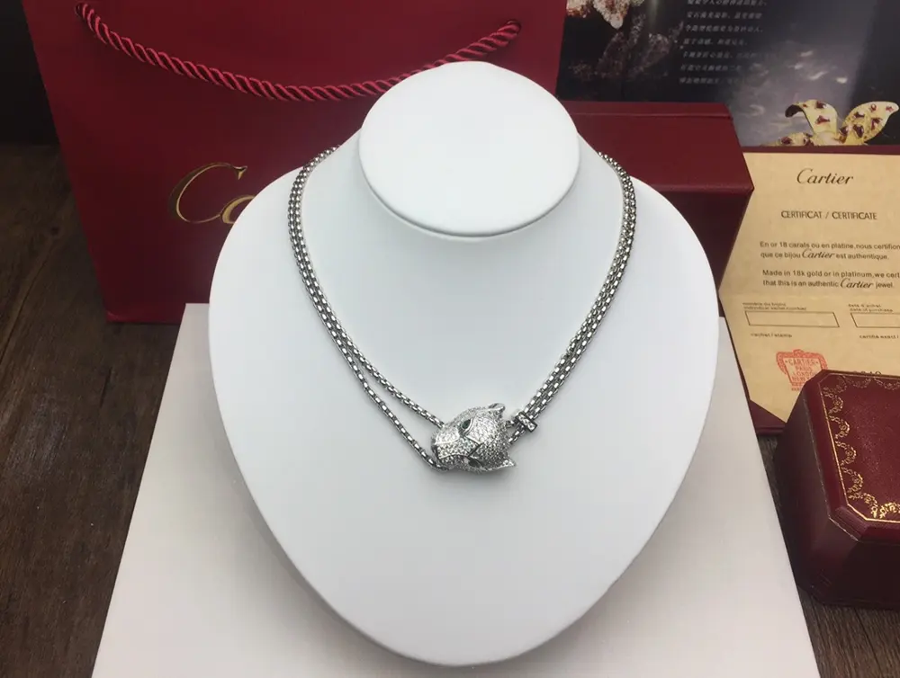 Cartier leopard full diamond necklace shipped Classic aristocratic style
