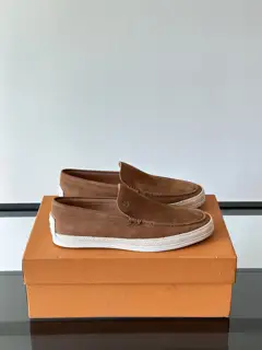 Tod’s Tod’s Men’s Loafers This loafer
