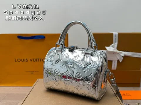 Louis Vuitton Speedy