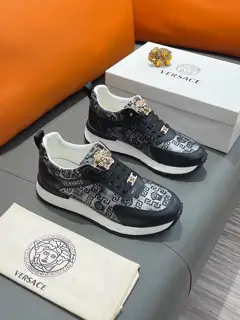 Versace Regular size: 38-44 (casual shoes)
