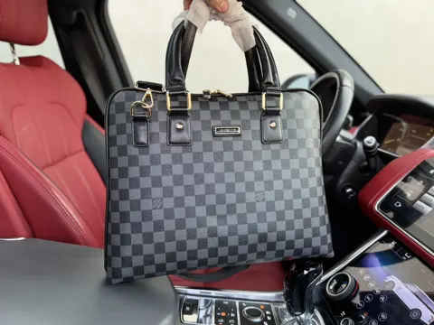 Louis Vuitton Crossbody