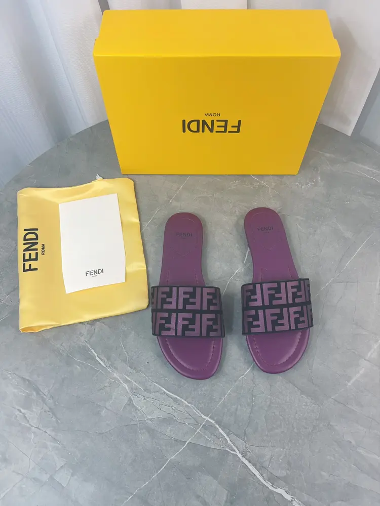 Fendi flat slippers