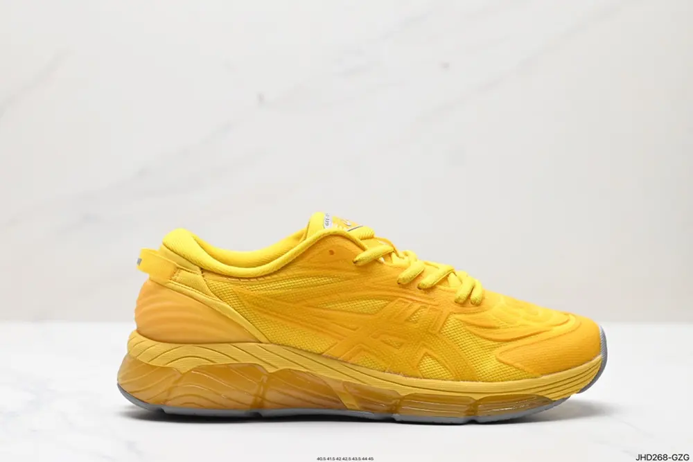 ASICS full-length GEL-Quantum 360 silicone cushioning midsole with breathable mesh and 1203A305-003