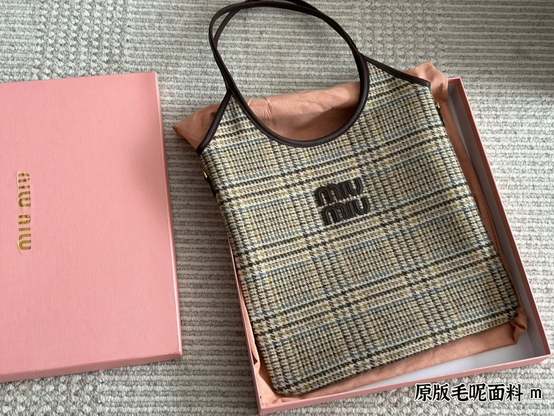 MiuMiu Tote