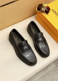 Louis Vuitton casual leather shoes
