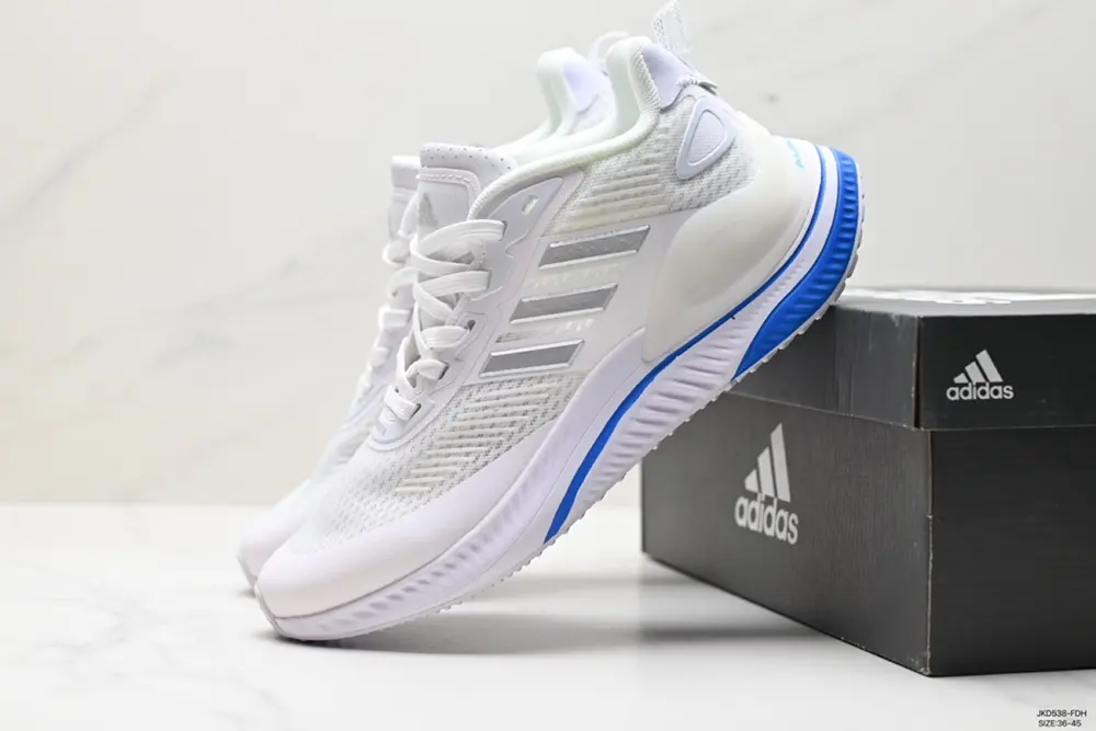 Adidas ALPHAMAGMA training low-top running shoes. Designed to help you achieve your fitness GV7920
