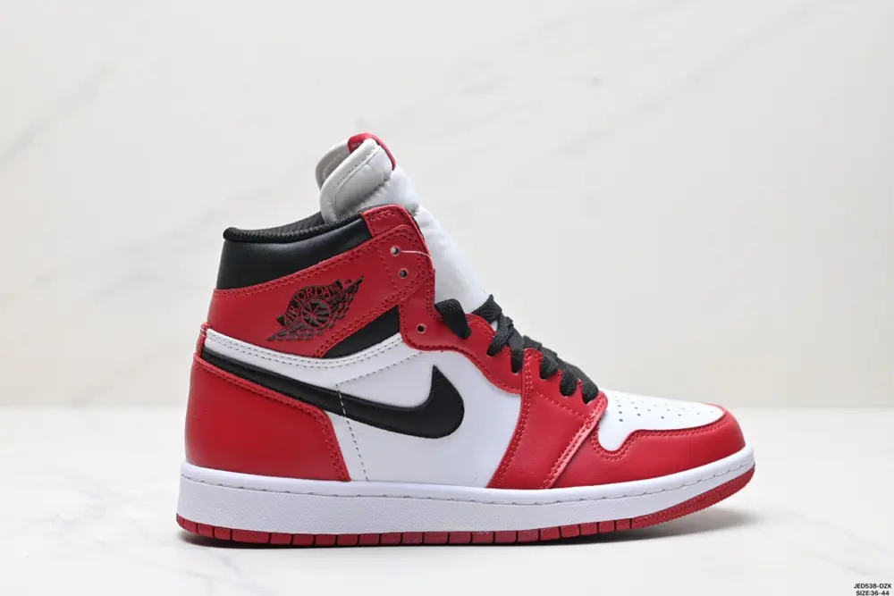 Nike AIR JORDAN 1 RETRO HIGH OG Nike AJ1 generation Michael Jordan high top classic retro FB9934-300
