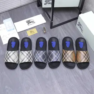 BURBERRY Slippers