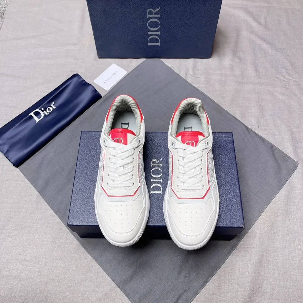 Dior New Products in the Gang Series [Continue Dior’s classic style