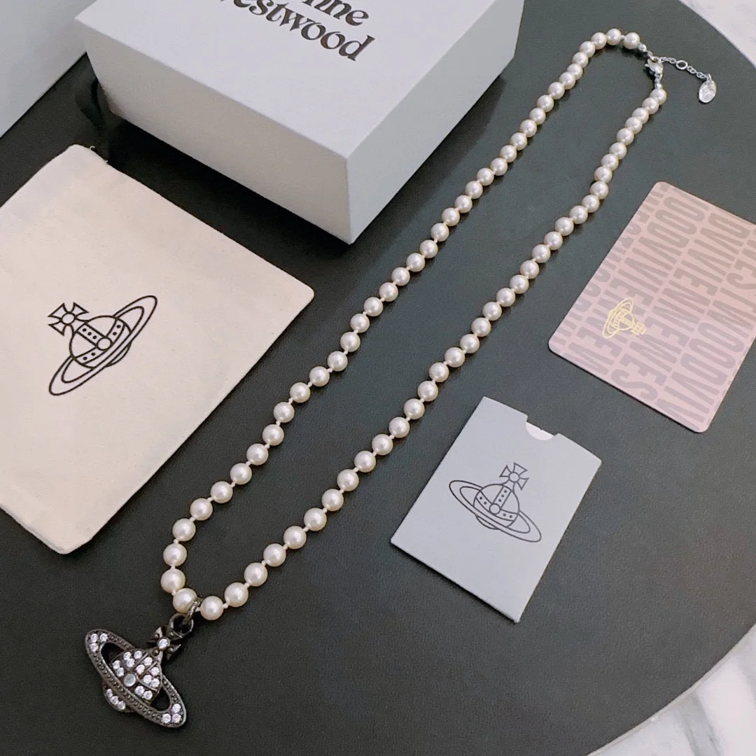 vivienne westwood necklace Saturn necklace