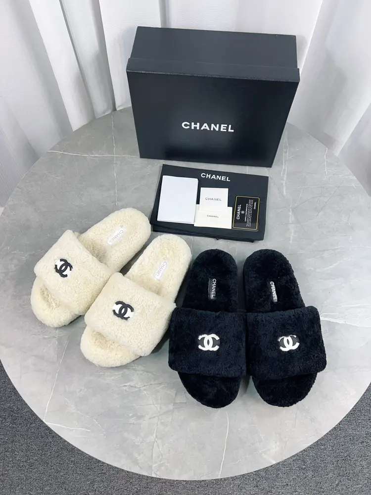 Chanel Thick-soled Furry Slippers Wool Slippers