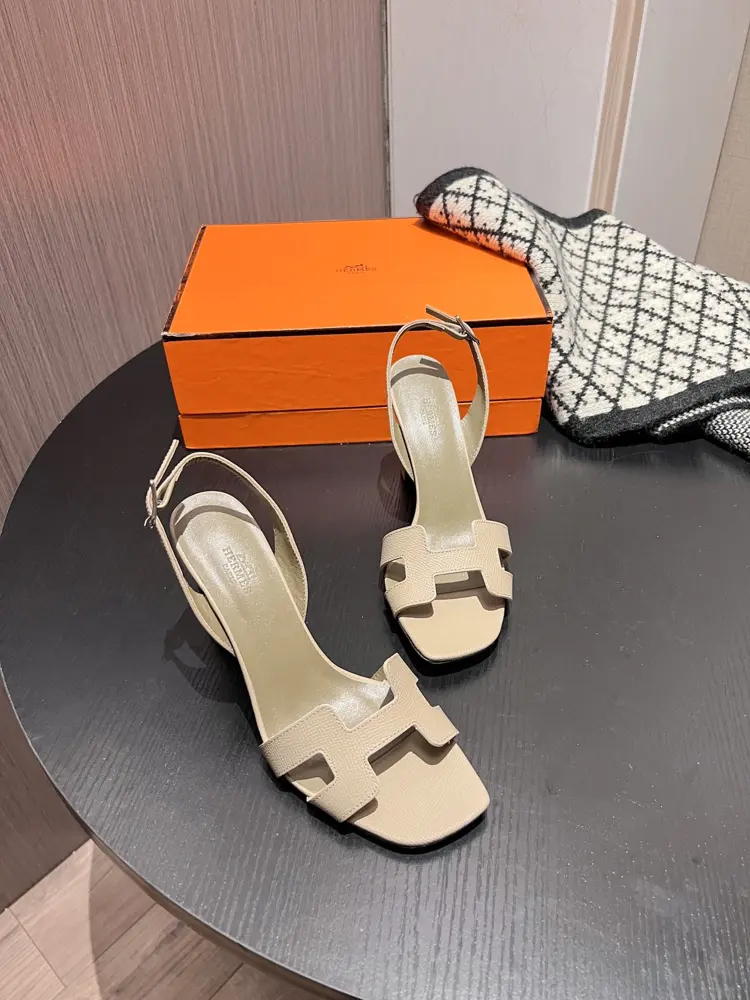 Hermès high-heeled sandals Hermès high-heeled sandals are the simplest