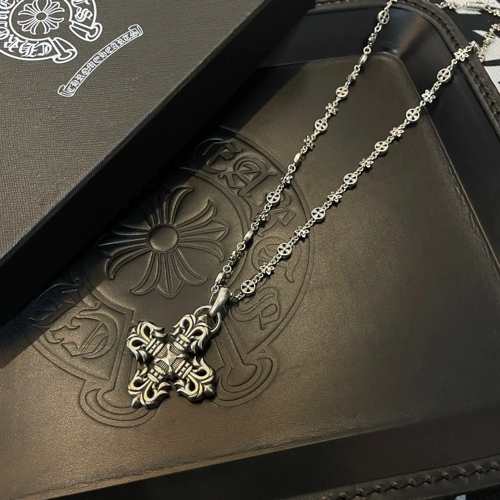 Chrome Hearts Classic Vintage Cross Necklace Flame Cross Pendant