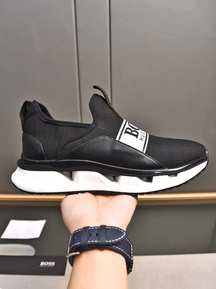 BOSS’s latest slip-on casual sports shoes