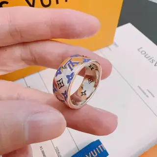 Louis Vuitton ring