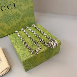 Gucci necklace