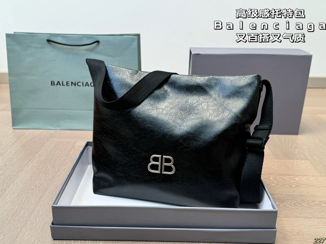 Balenciaga Tote