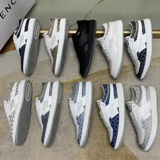 Givenchy low-top jogging sneakers