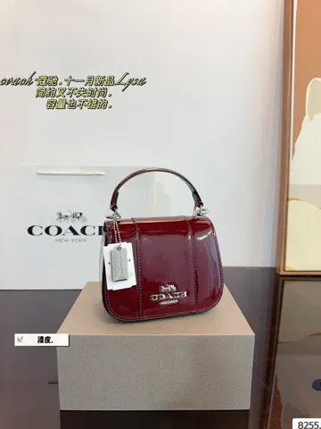 COACH Shoulder Bag