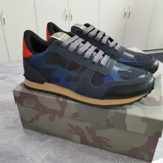 Valentino casual sports shoes