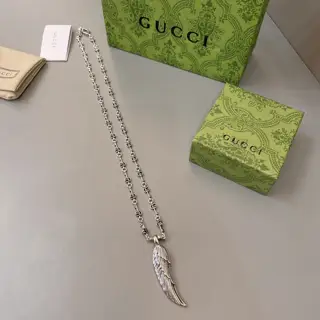 Gucci necklace