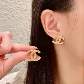Chanel second-hand double C earrings
