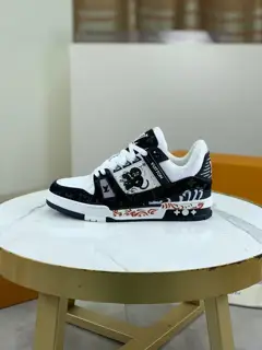 Louis Vuitton classic high-top trendy shoes