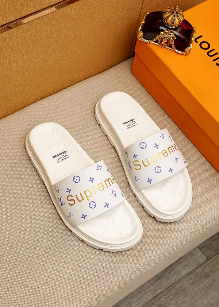 Louis Vuitton popular men’s slippers