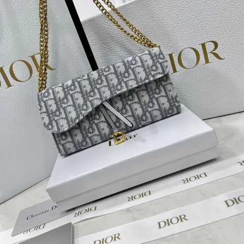 Dior Overseas