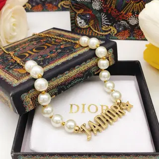 Dior 2022 Early Spring New Product Five-pointed Star JADIOR Letter Necklace Selected