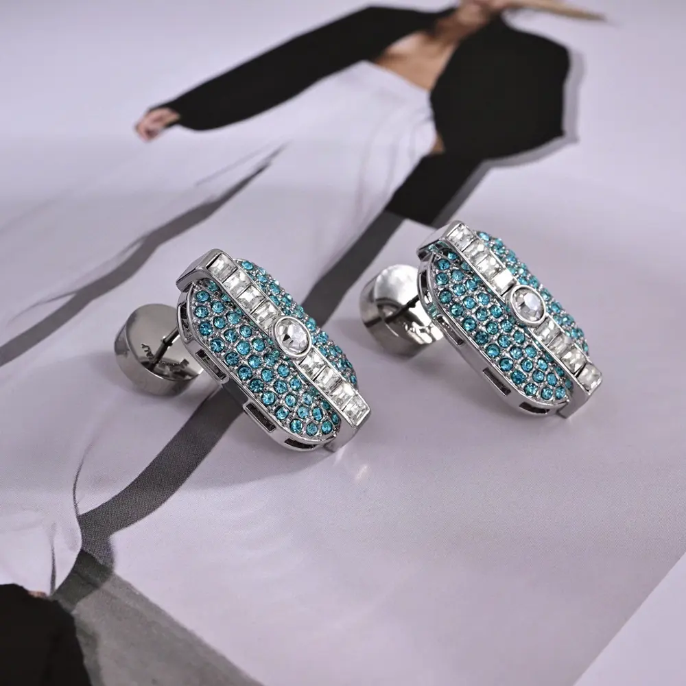 miumiu new letter earrings