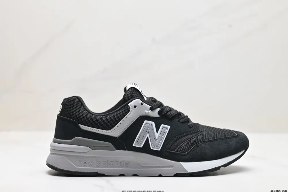New Balance 997 series retro sports cushioning and wear-resistant running shoes CM997HCC