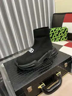 Dolce & Gabbana’s latest hit casual shoes