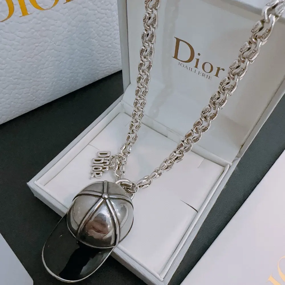 Dior vintage necklace for couples