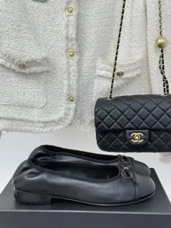 Chanel’s timeless classic color-blocked bow ballet shoes