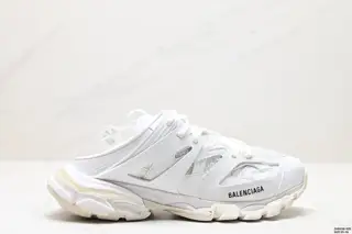Balenciaga Track Mule 1.0 leather closed-toe slippers 653813