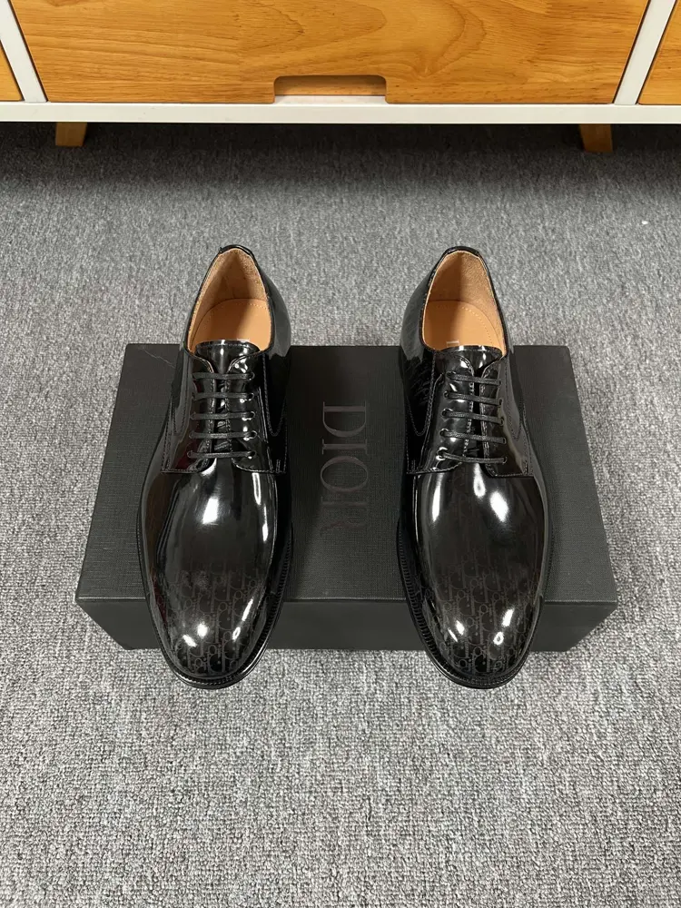 Dior men’s leather shoes
