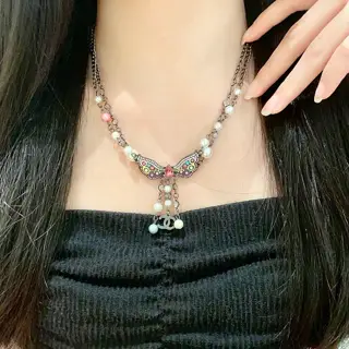 Chanel vintage necklace