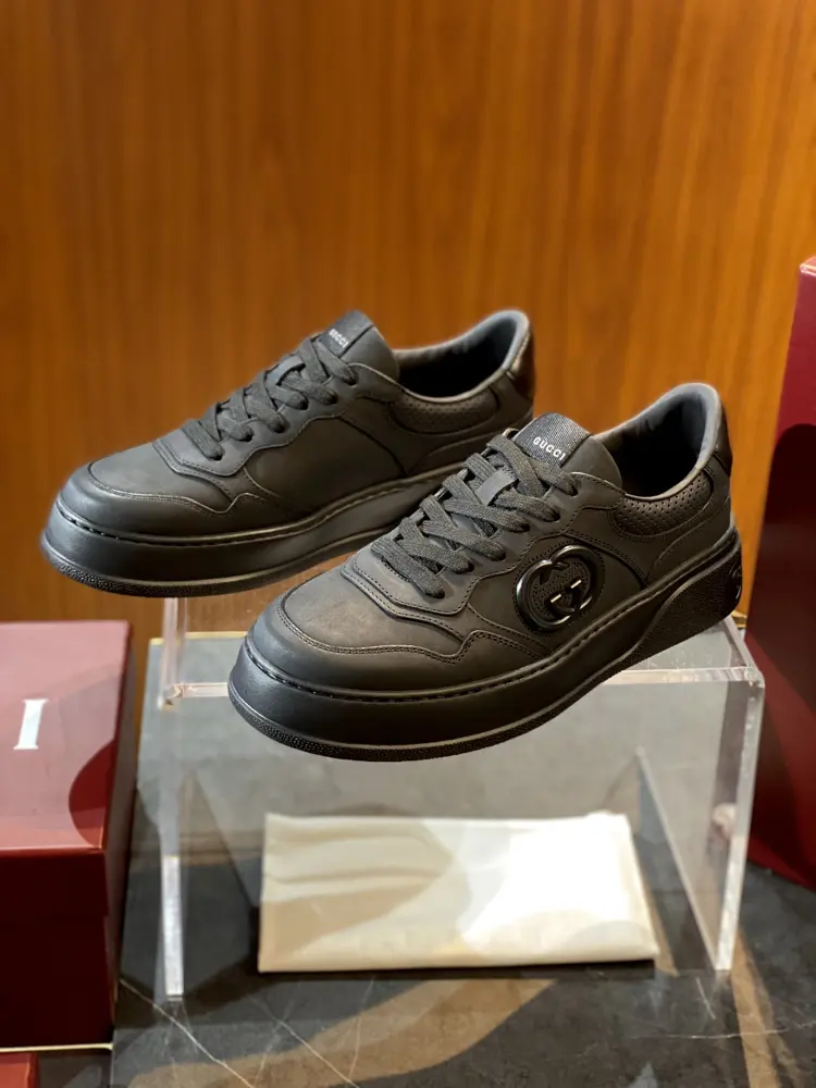 Gucci Men’s GG Biscuit Shoes/Sneakers