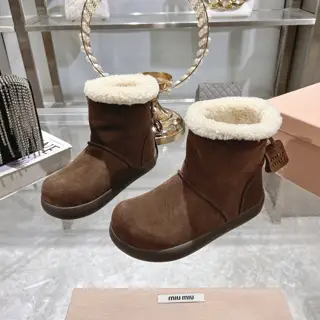 MiuMiu 2024ss autumn and winter catwalk model lace-up wool short boots snow boots furry
