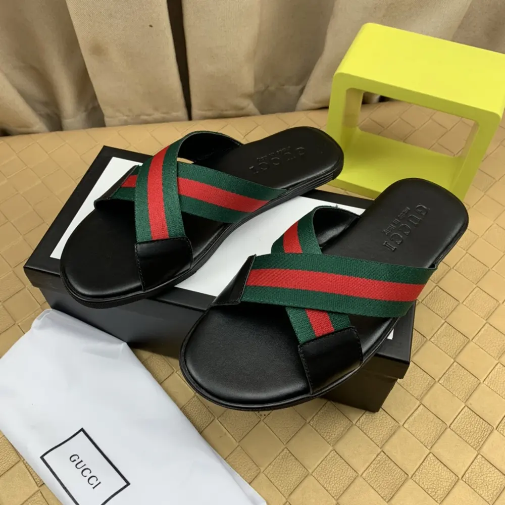 Gucci slippers