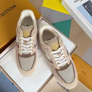 Louis Vuitton Casual Sneakers