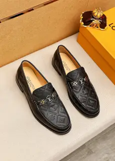 Louis Vuitton casual leather shoes